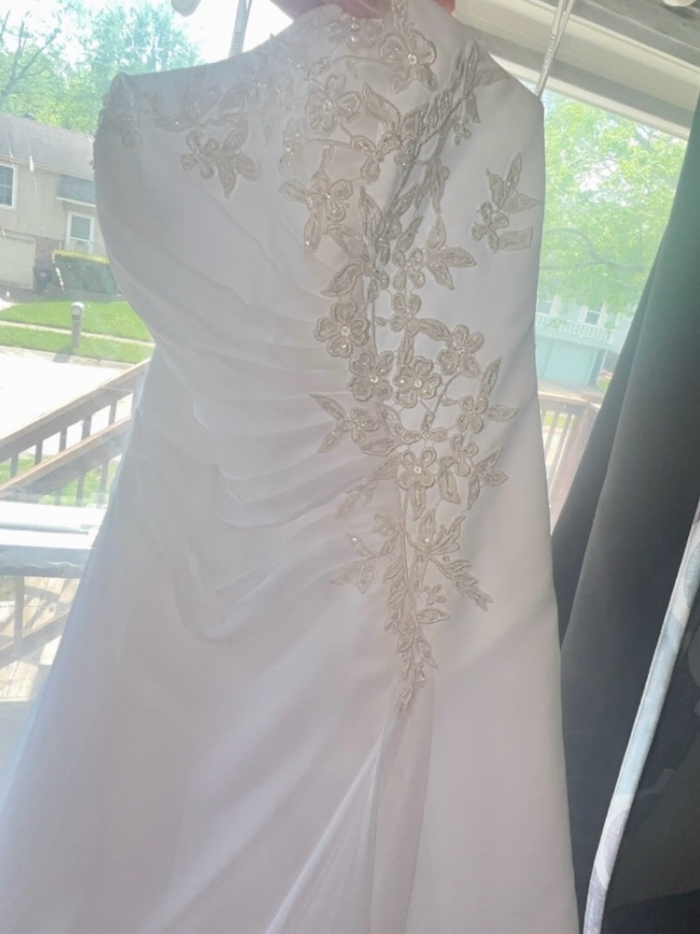 David's Bridal David’s Bridal Wedding Dress Size 12 – Needs Cleaning